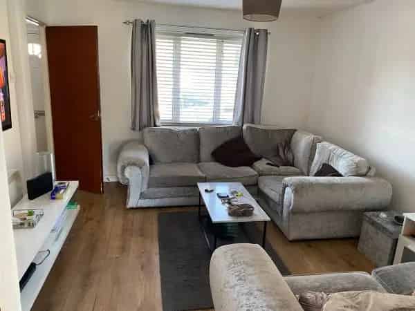 2 Bed House Bridgwater Big Garden New Windows Doors