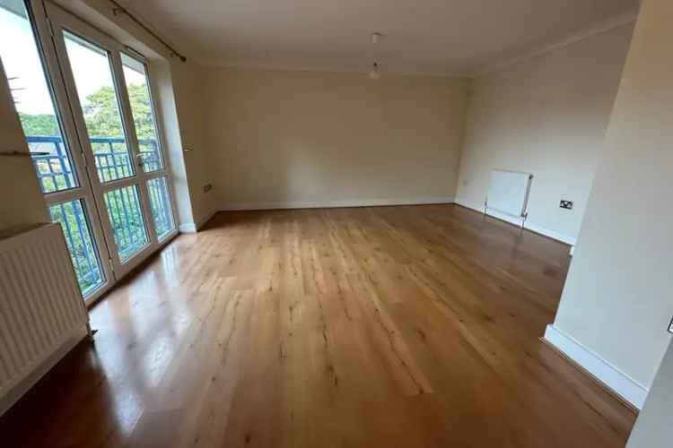Zero Deposit 12 Month Tenancy with Break Clause Available