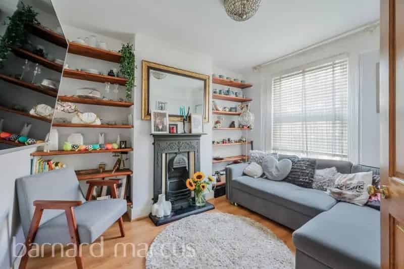 2 Bedroom Teraced House Croydon