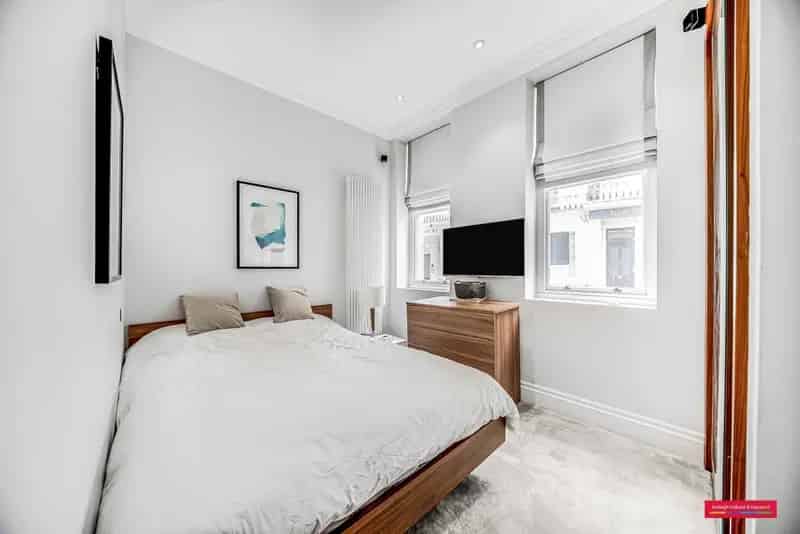 Stunning One Bedroom Apartment in Bayswater