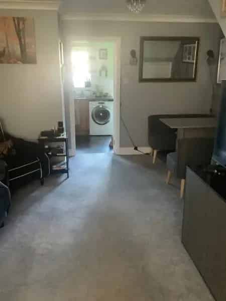 2 Bed Terrace House 2 Parking Spaces Near Shops
