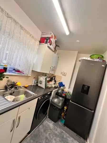 2 Bedroom Flat 1 Floor