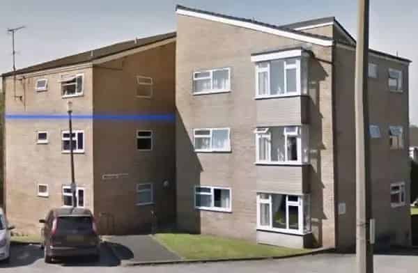 Large 2 Bed Flat Near Amenities Newly Decorated