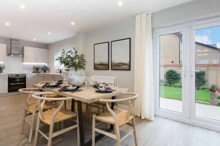 Spacious Family Home The Pembroke Four Double Bedrooms