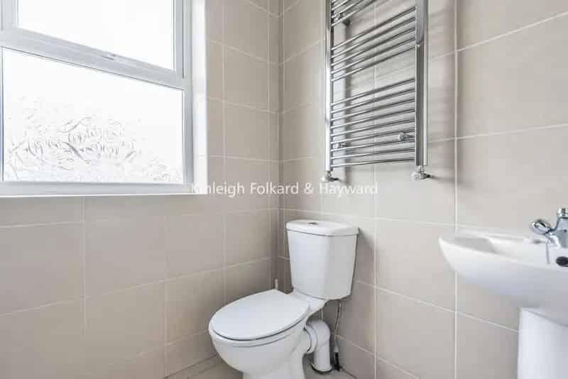 Flat For Sale , London, England