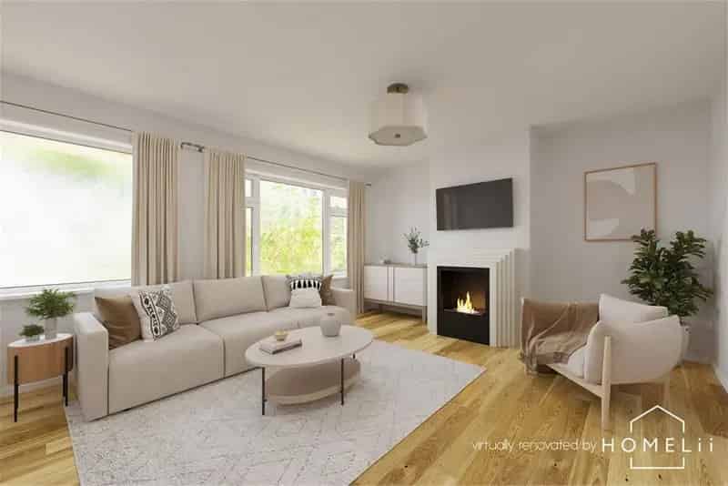 3 Bed House - End Terraced with 2 Reception Rooms - Modernisation Project