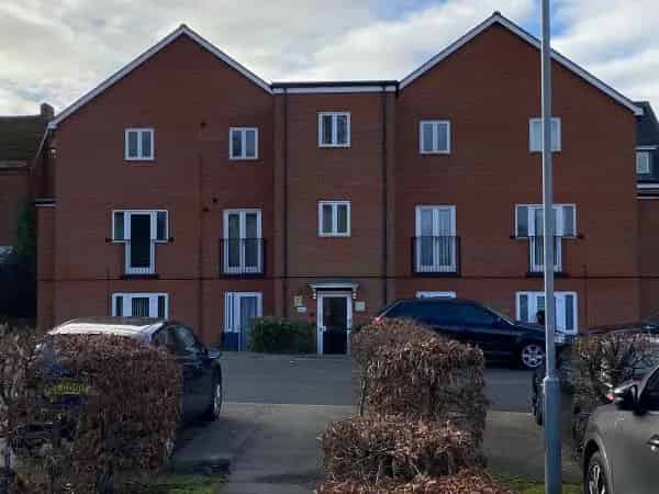2 Bed Flat near Olton Station Open Plan Living
