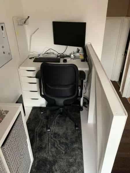 Spacious 2-Bed Split Level Flat near Tube Station