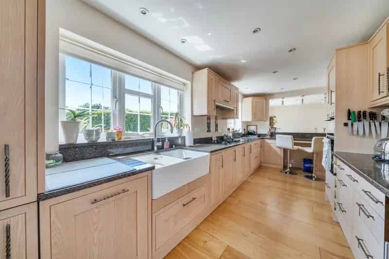 Four Bedroom Detached Family Home with Self Contained Annexe
