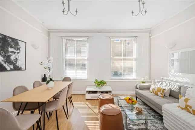 3 Bedroom Maisonette Kensington W8 Near Tube Station