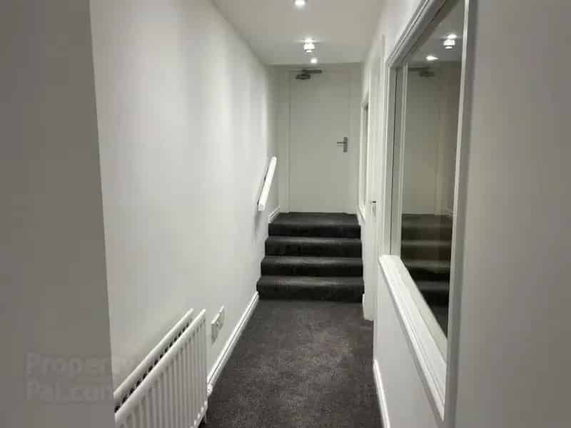 Commercial property For Rent , Royal Hillsborough, Northern Ireland