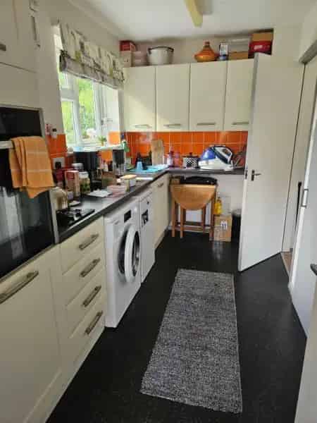 Detached 2 Bed Bungalow for Over 55s - Quiet Location