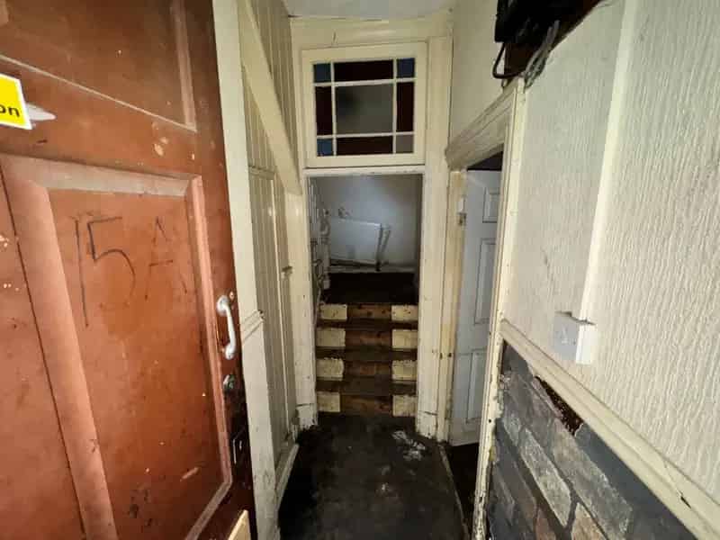 2 Bedroom Terraced Maisonette - Renovation Project