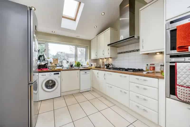 4 Bedroom Semi-Detached House for Sale in Central Bedford