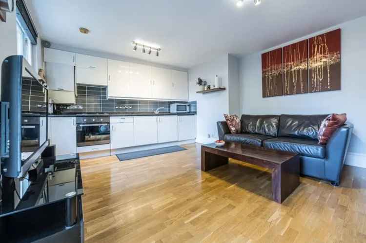 2 Bedroom Flat for Sale near Waterloo Station London SE1