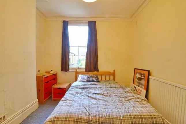 Semi-detached house to rent in Brynland Avenue, Bristol BS7