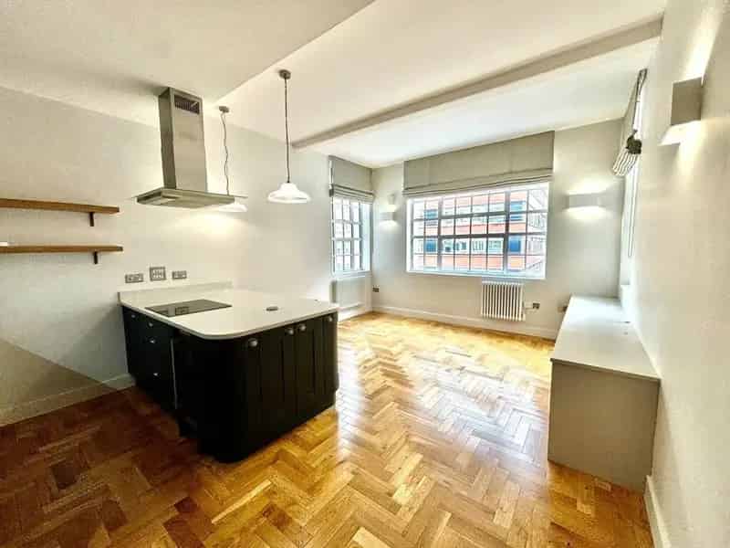 2 Bedroom Apartment for Sale Great Charles Street