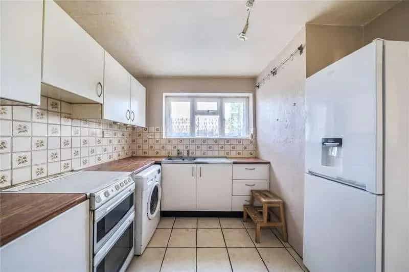 2 Bed Maisonette for Sale Leyton