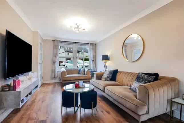 Detached House for Sale in Robroyston Glasgow