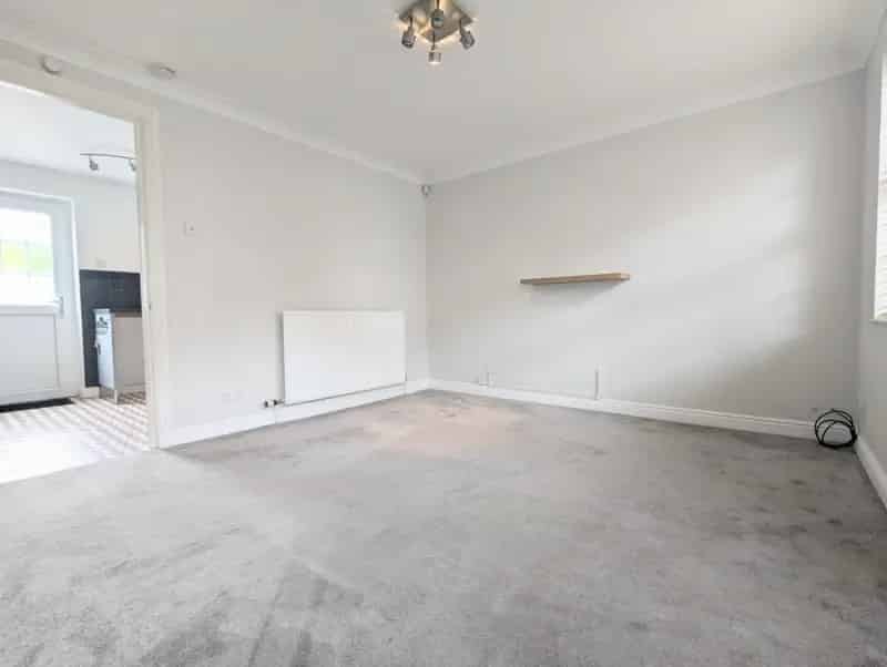2 Bedroom House To Rent Available September 15 2025