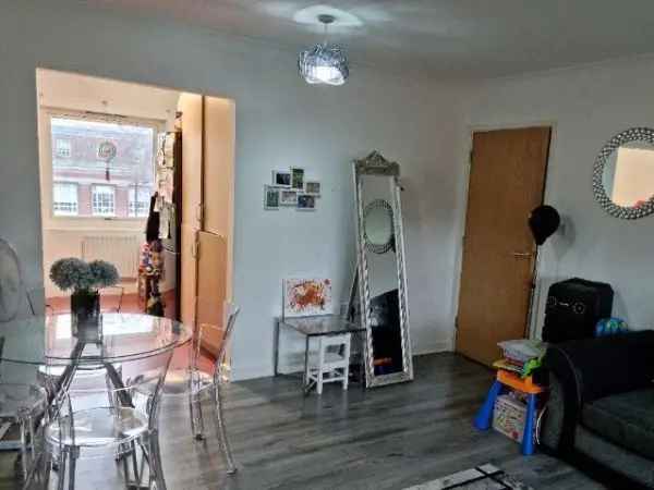 Flat For Rent in London, England