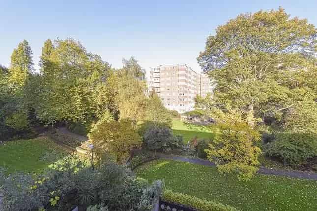 Townhouse for Sale Moncorvo Close London SW7