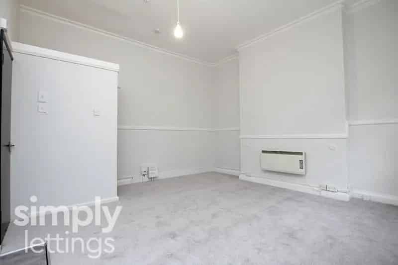 0 Bedroom Flat House to Rent in Brighton