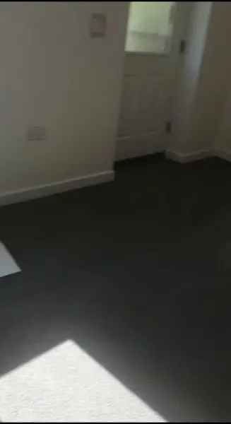 Flat For Rent in London, England