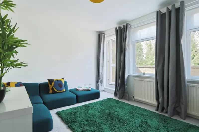 1 Bedroom Apartment for Sale