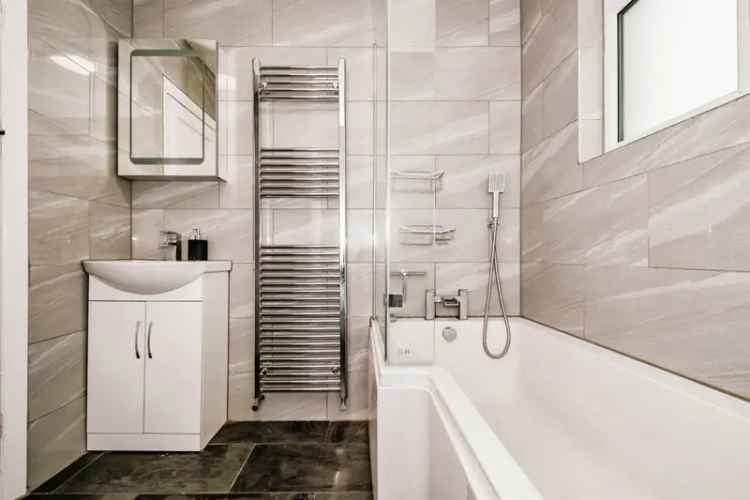 Refurbished 3-Bed House with Garden Near Amenities