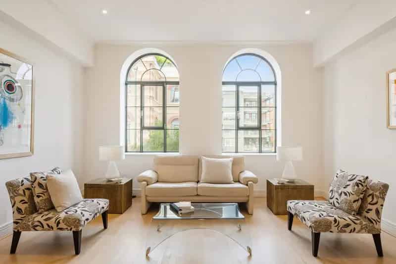 1 Bedroom Apartment for Sale in Harrods Village Barnes