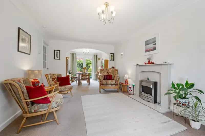 2 Bed Property for Sale Henley in Arden