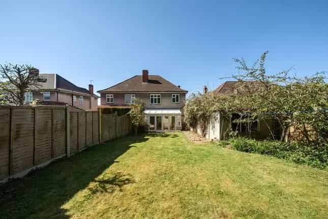 3 Bed Semi-Detached House Stoke Bishop Bristol