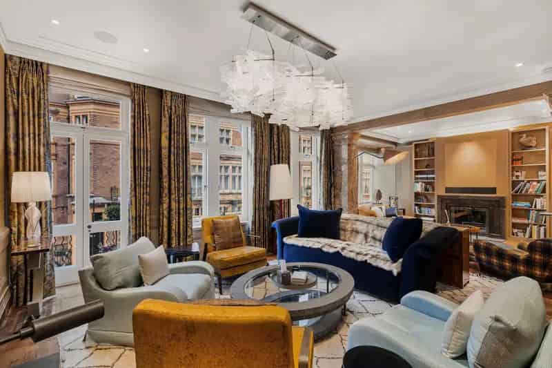 Luxury 8-Story Townhouse in London Knightsbridge
