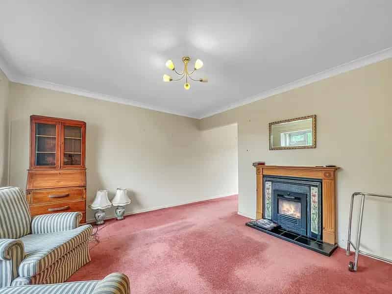 3 Bedroom Semi-Detached House for Sale in Cambridge