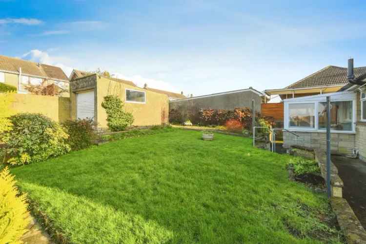 Three Bedroom Detached Bungalow in Monkton Park Chippenham