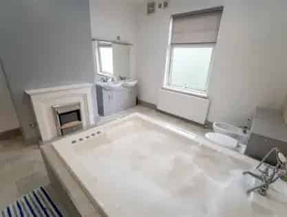 1 room room of 142 m² in Birmingham