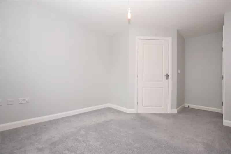 Two Double Bedroom First Floor Apartment To Rent