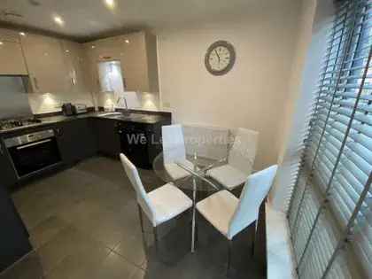 3 Bedroom 2 Bathroom Furnished House Manchester