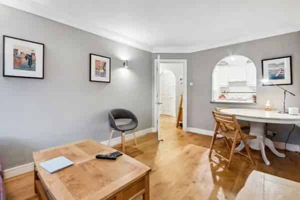 Spacious Apartment with Roof Terrace - Central London