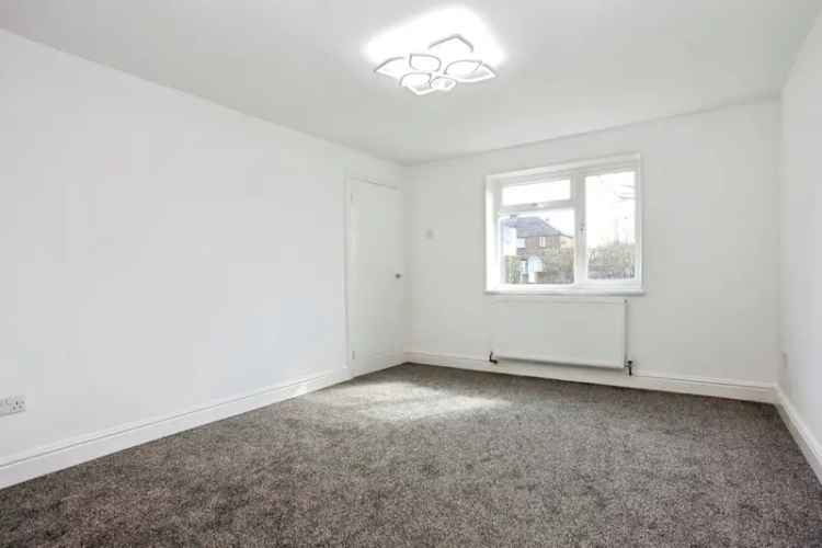Three Bedroom Family Home Dogsthorpe No Onward Chain