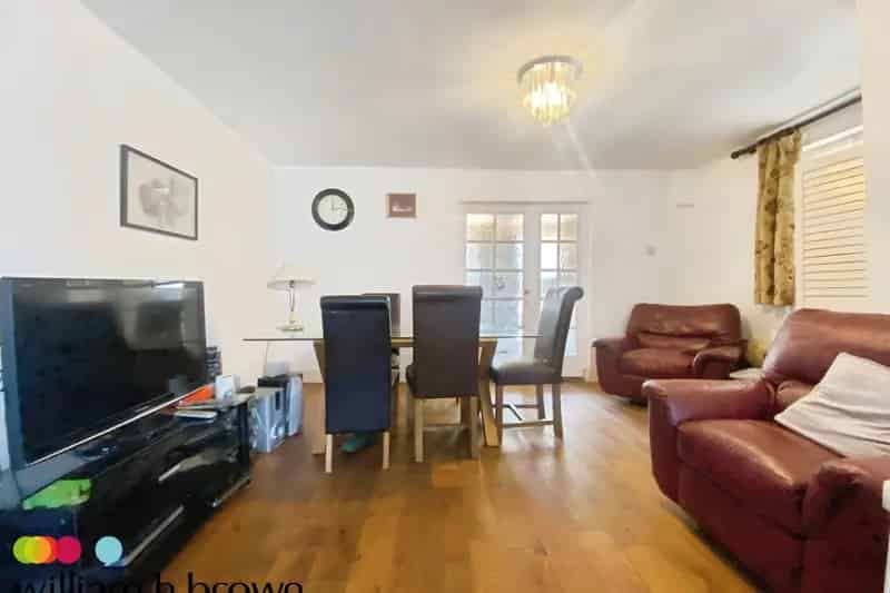 Two Bedroom House with Garden and Driveway Zero Deposit Available