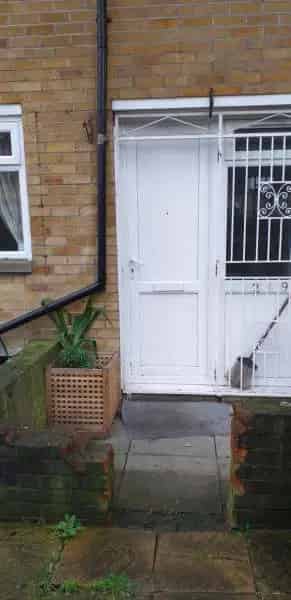 2 Bed Ground Floor Maisonette Peckham Elderly Disabled Friendly
