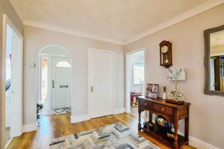 3 Bed Detached Bungalow Near Beach Chapel St Leonards