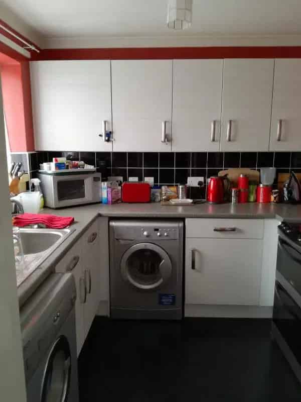 2 Bed Flat Near Billericay Station