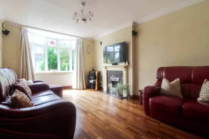 3 Bedroom House To Rent