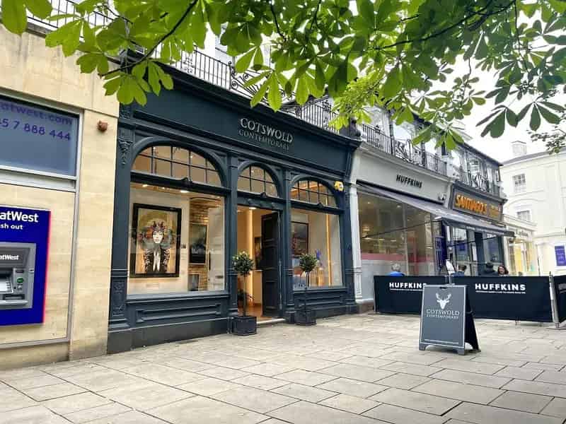 Cheltenham Promenade Shop 3121 sq ft 2 Parking Spaces