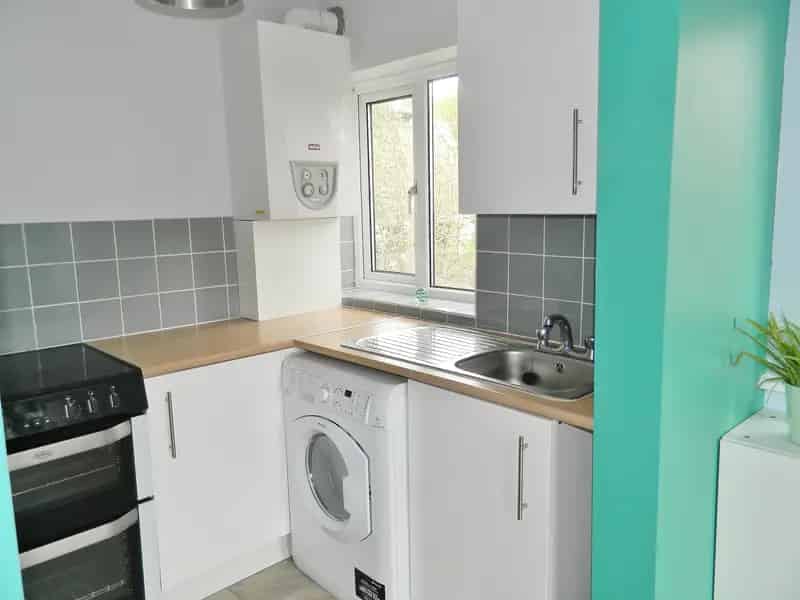1 Bedroom Flat to Rent Near Public Transport