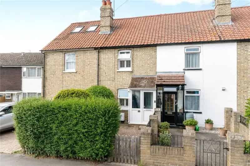 2 Bed House For Sale With Garden Home Office And Planning Permission