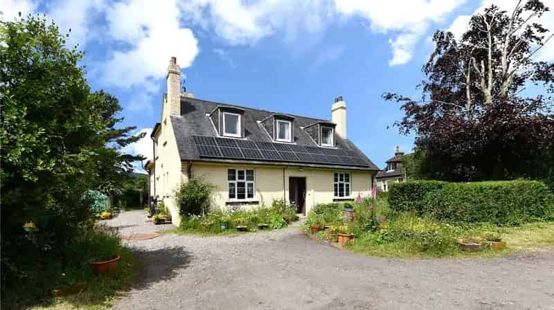 Auchenstarry Farm: 189.59 Acre Livestock Unit with Farmhouse and Development Potential